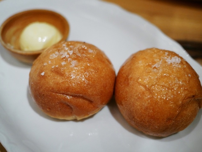 1921 Mount Dora signature dishes Bluepoint Raw Oysters, Milk Buns, Quail.